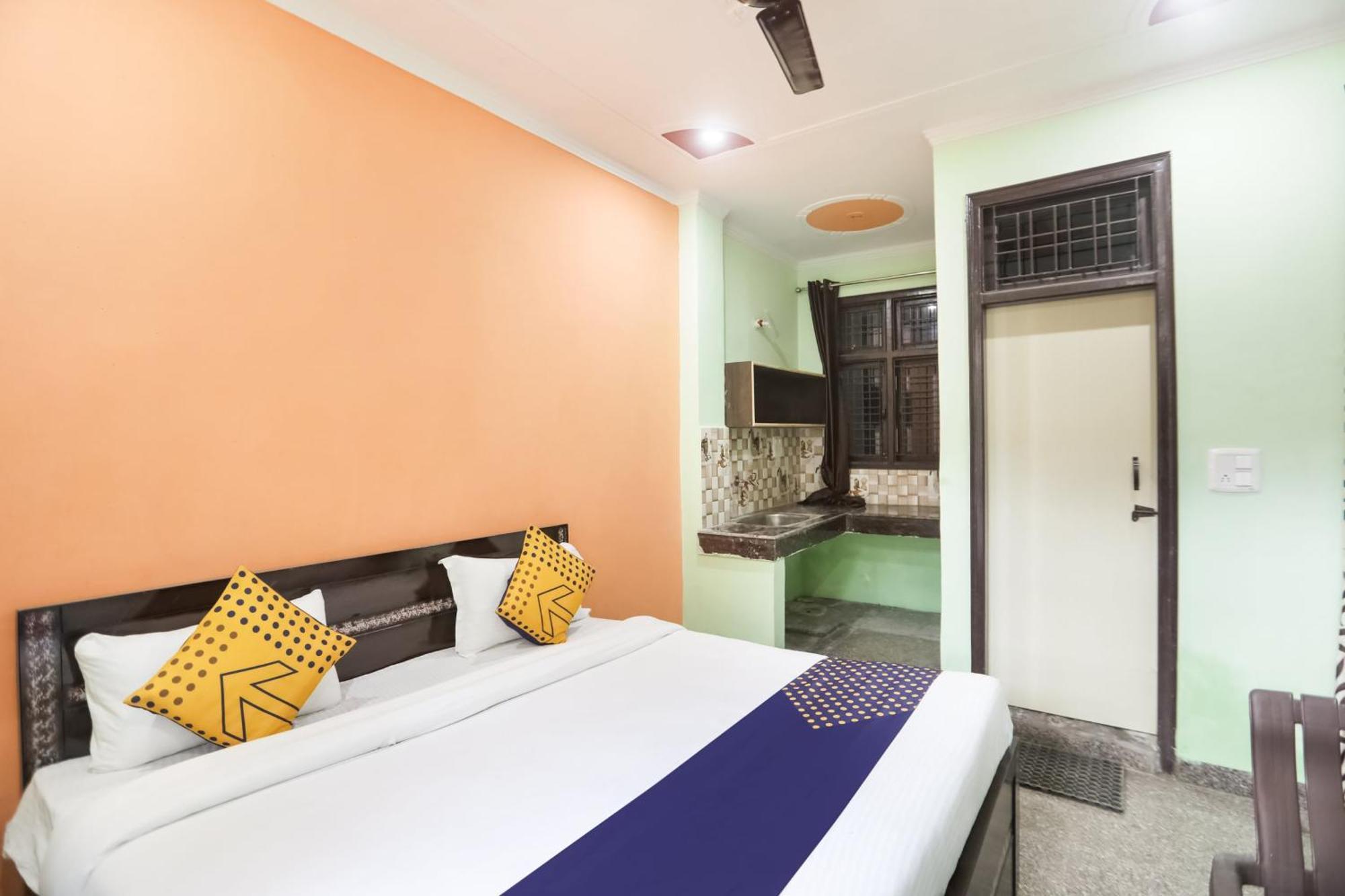 Spot On Main View Guest House Near Leisure Valley Park غورغاون المظهر الخارجي الصورة